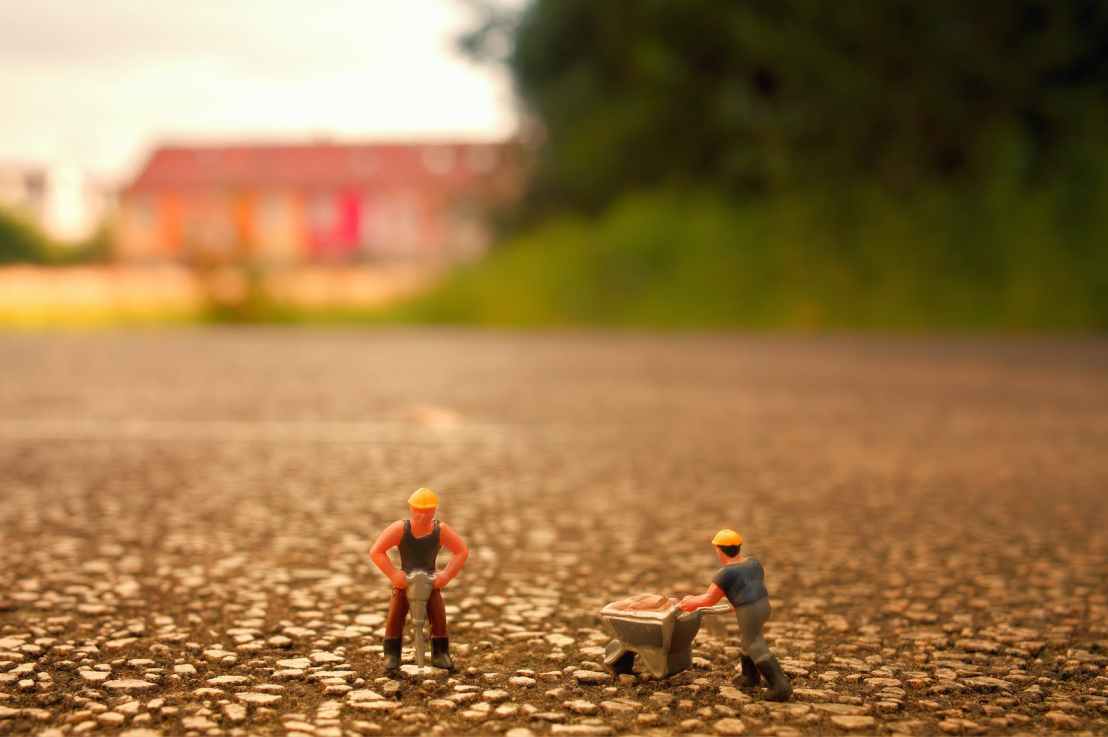 Jak wybrać najlepszą firmę remontową?